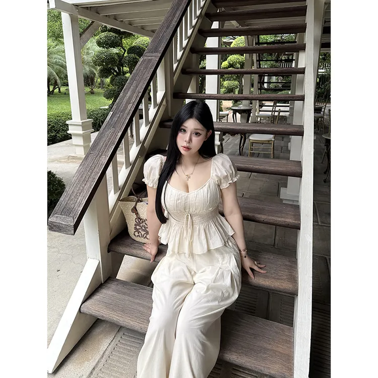 黑泽玄七夏季新款棉麻休闲套装女微胖大码方领上衣度假两件套