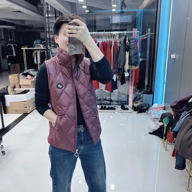 超轻便暖和4色拉链马甲5555欧美