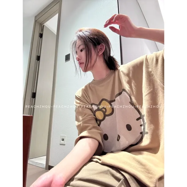 『PEACHZHOU』260g德绒KT猫卡通印花宽松圆领短袖休闲减龄大版T恤