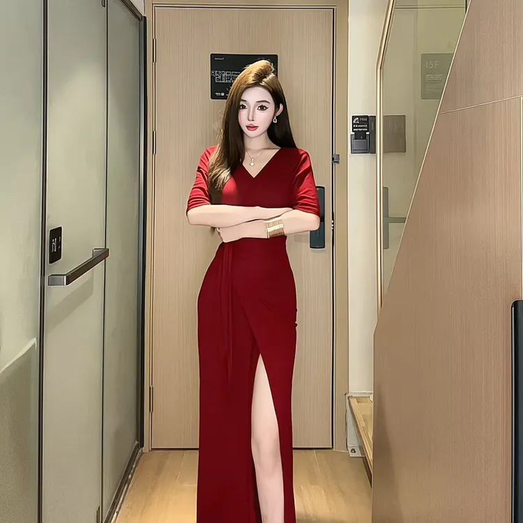 高级感V领绑带收腰一片式连衣裙设计感短袖夏季性感开衩红色裙子