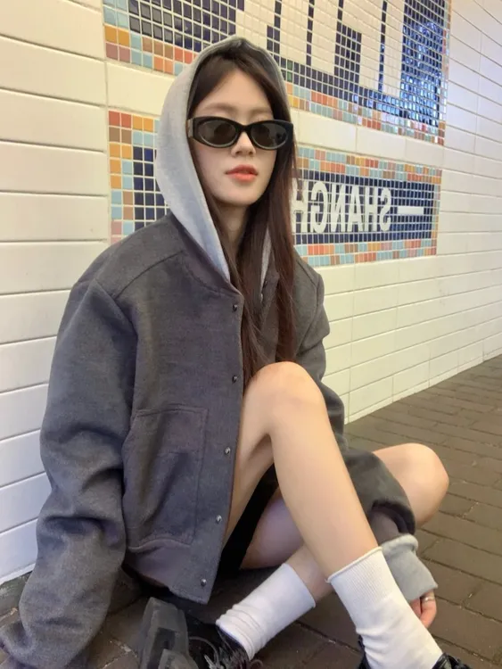美式复古高级感短款夹克外套2025春秋新款设计感休闲风棒球服女装