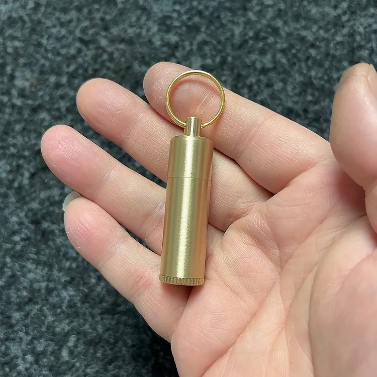 黄铜迷你煤油打火机 可挂钥匙扣上的打火机 长续航打火机 包邮