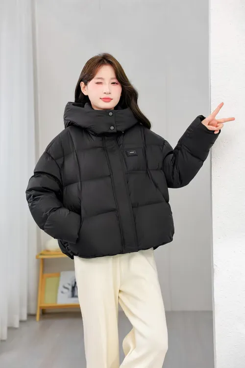 羽绒鸭绒短款连帽纯色小口袋羽绒服韩版黑色女装时尚2519
