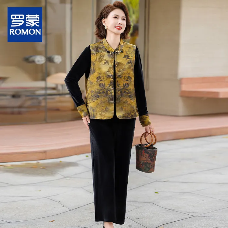 50多岁妈妈秋装套装2025新款中老年女装春秋唐装上衣国风马甲小衫