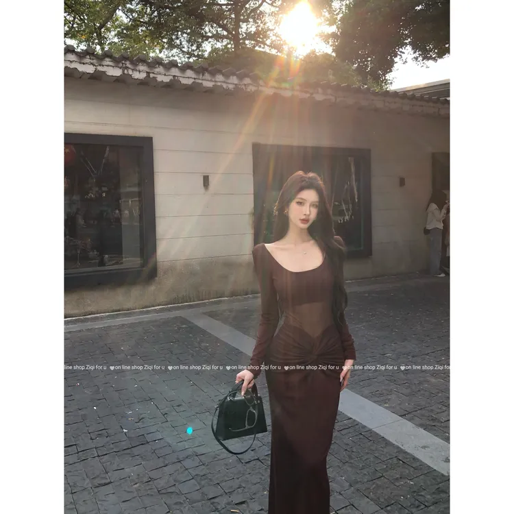 网纱拼接扭结设计纯欲风包臀裙子紧身长袖连衣裙长裙女秋00831