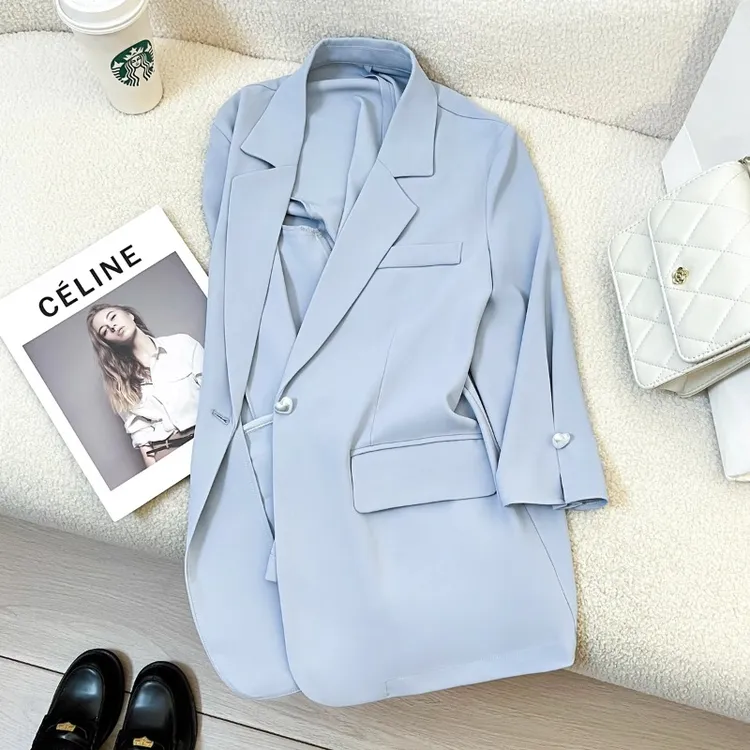 0649薄款爱心扣西装外套女2025夏季新款设计感气质名媛高端西服