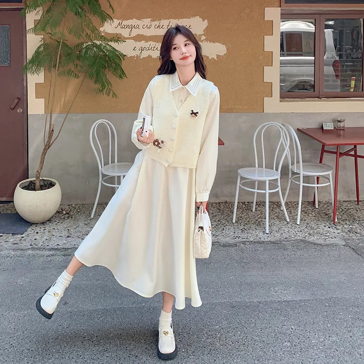 针织马甲米白色衬衫连衣裙套装女2025春秋新款巨好看减龄超火长裙