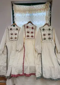 《米粒》61278娃娃领重工刺绣百搭减龄连衣裙