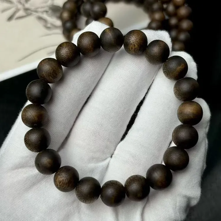 沉香绿棋楠·张勺子【10mm单圈佛珠手串】8+克重、随机发多样性发货