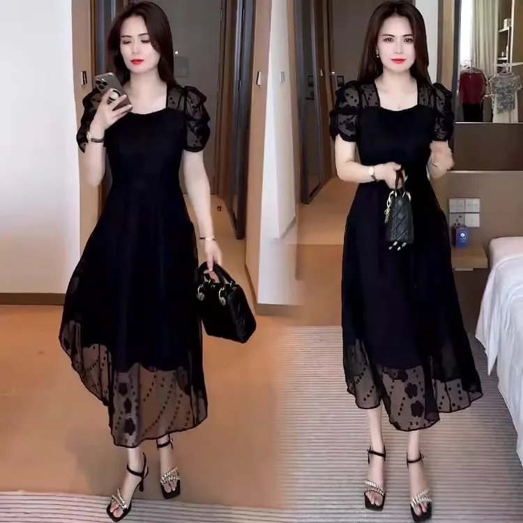 啄木鸟时尚连衣裙女2025夏季新款洋气黑色显瘦小个子减龄气质蕾丝