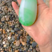 和田玉（糖玉）未镶嵌颈饰大翠