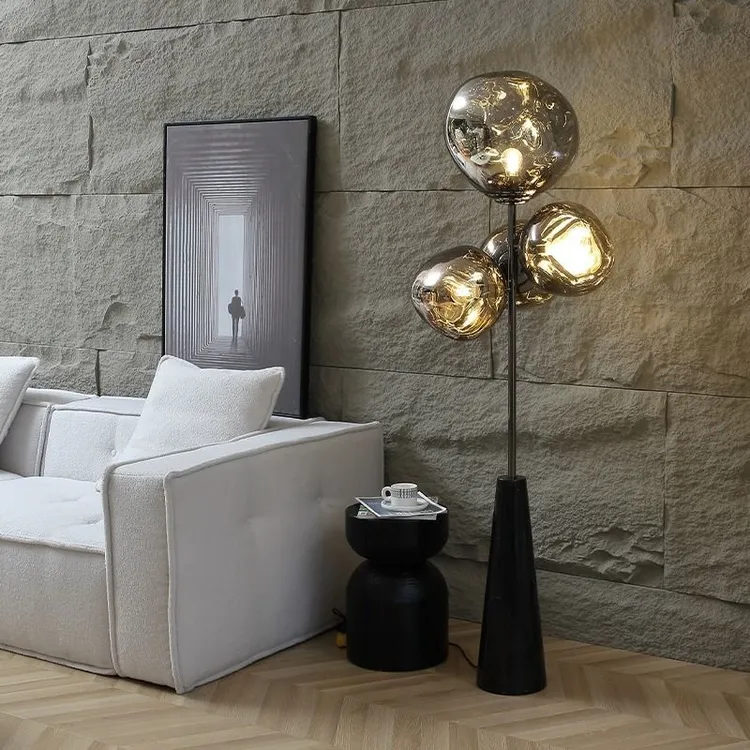 精选北欧后现代极简客厅落地灯创意艺术设计师火山熔岩卧室床头立