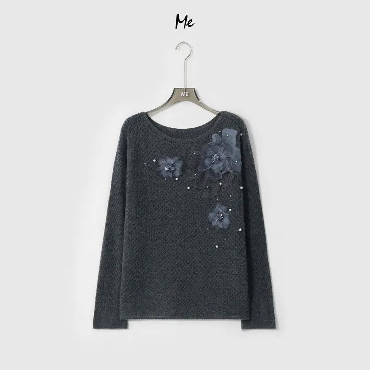 ME【少女花艺衫】绵羊毛混纺超柔立体花朵时尚百搭宽松毛衣MESA1128