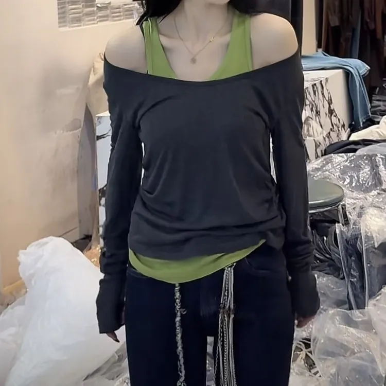 设计感早秋新款真两件新潮常规长袖内搭吊带背心25简约时尚两件套