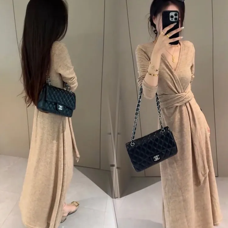 法式轻熟风绑带收腰v领连衣裙女秋季新款超显身材修身气质长裙子