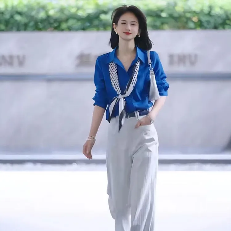 克莱因蓝高级感衬衫女秋季法式气质轻熟风叠穿气质长袖衬衣外套潮