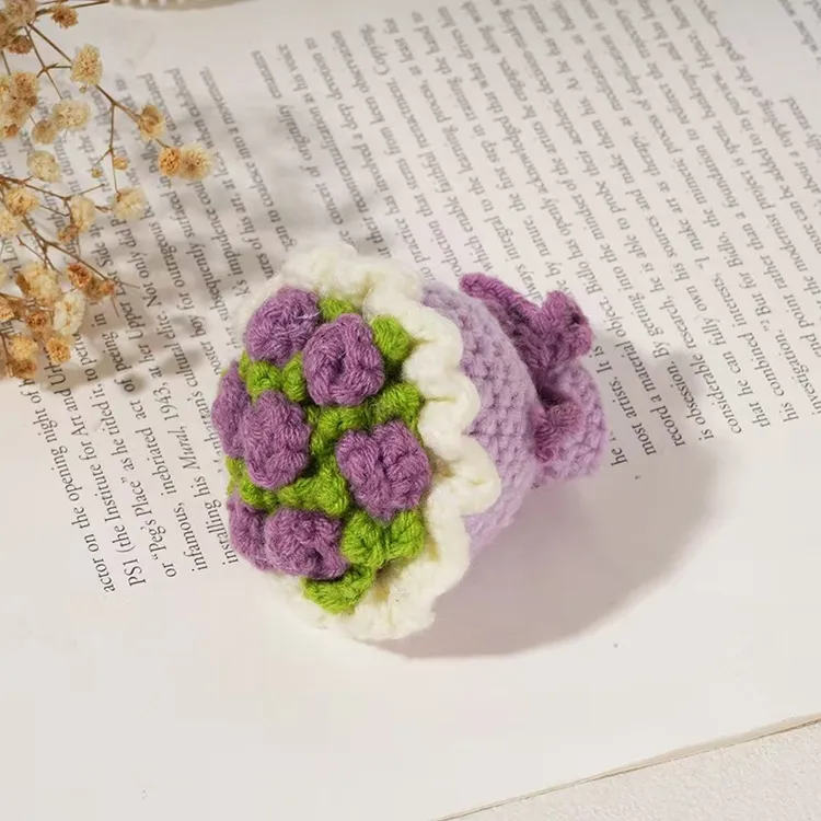 包包挂件钩织玩偶手工编织白雪公主手捧花迷你花束diy挂件钥匙扣