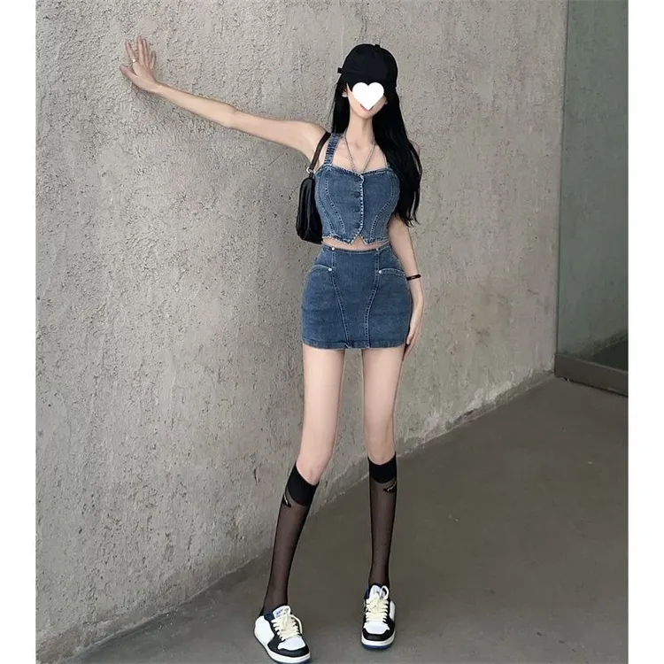牛仔套装时尚女2025年夏季新款设计感小众背心包臀半身短裙两件套
