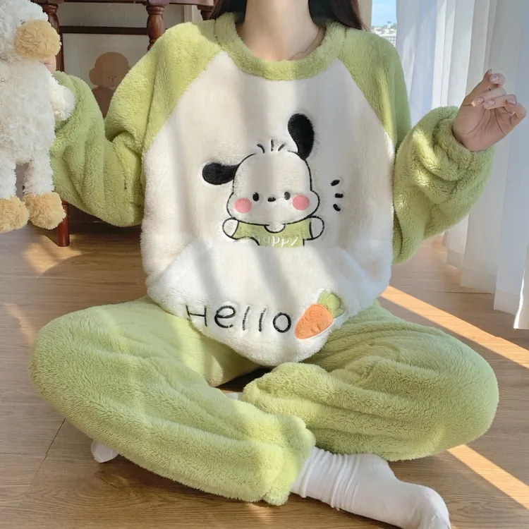80-200斤大码女秋冬季法兰绒加厚口袋长毛绒女生保暖家居套装睡衣