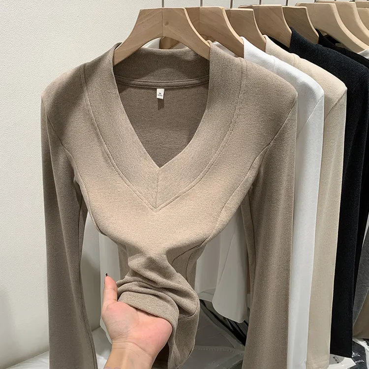 辣妹V领修身垫肩内搭打底衫女秋冬内搭可外穿高级感磨毛长袖上衣