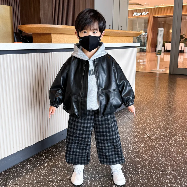男童秋装2025新款帅气时髦儿童套装男孩宝衣服秋季外套皮衣三件套