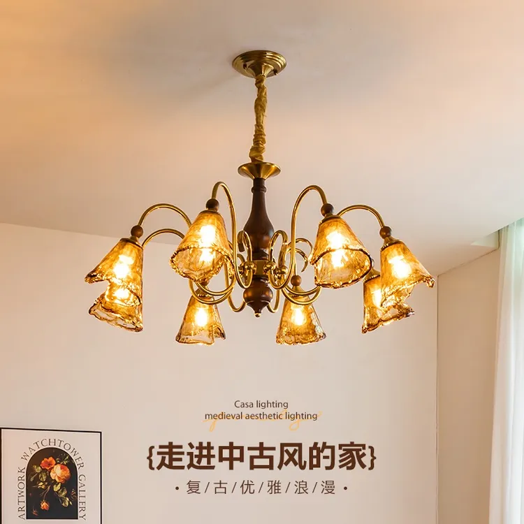 法式中古客厅吊灯珀光新款美拉德复古实木主卧室餐厅玻璃中山灯具