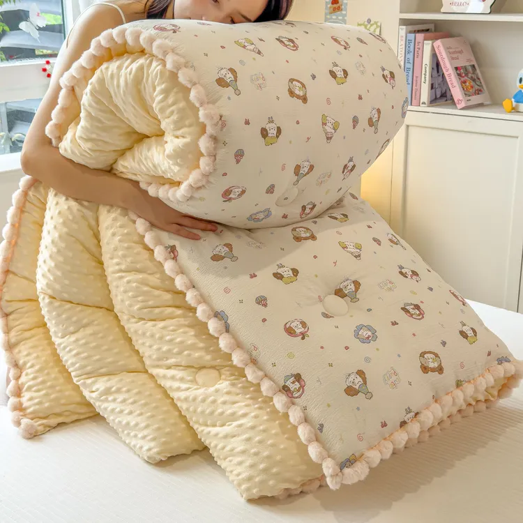 学生宿舍新款豆豆绒被子秋冬款被芯加厚保暖双层纱毛球边印花冬被