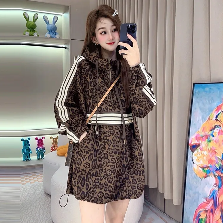 加绒加厚豹纹卫衣女2025秋冬新款宽松时尚中长款半拉链连帽外套