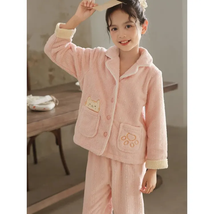 2025新款儿童牛奶绒睡衣套秋冬a类可爱猫加厚女童保暖宝宝家居服