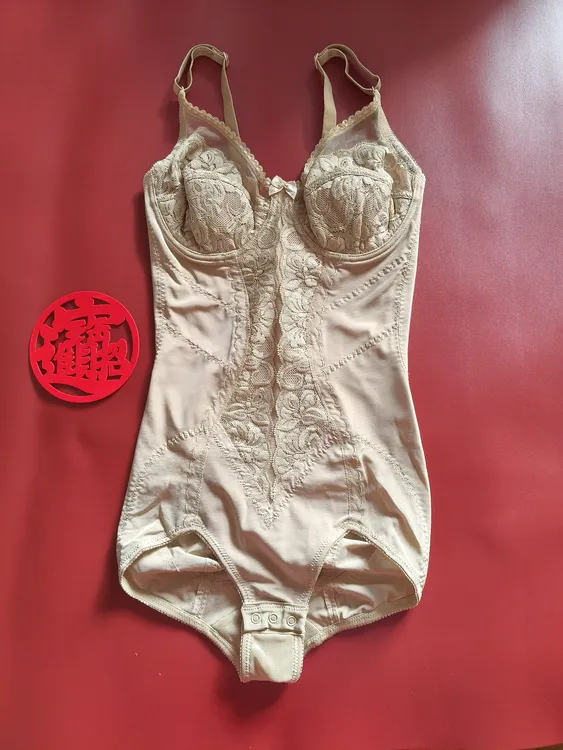 剪标紧身高端强压薄款矫正身材美体内衣文胸收腹束腰提臀瘦身衣