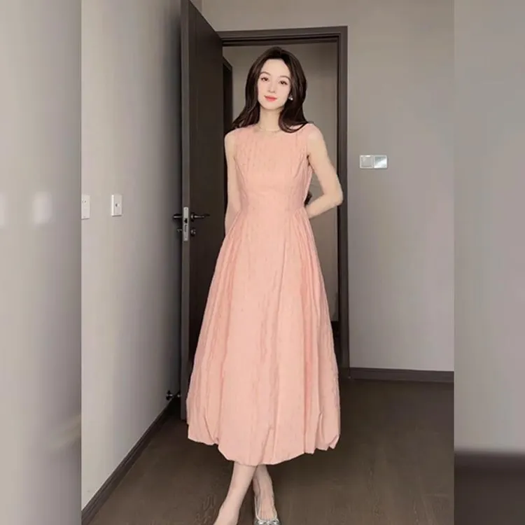 【肥肉橡皮擦】后背收腰气质轻奢2025夏季显瘦连衣裙粉色花苞长裙子