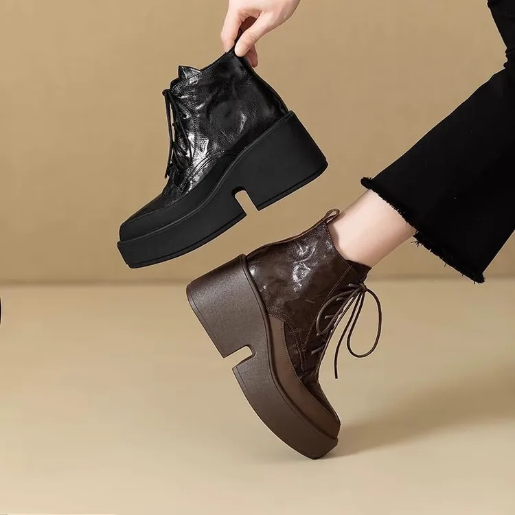 2025秋复古英伦风黑色小皮鞋粗跟厚底增高内增高女鞋时尚休闲百搭