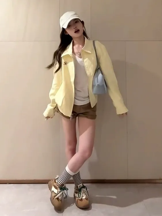 原野小香风巨好看的黄色翻领外套女2025新款小个子早秋季夹克上衣