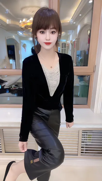 秋冬新款时尚气质修身显瘦大码重工珠链丝绒长袖T恤打底衫上衣女