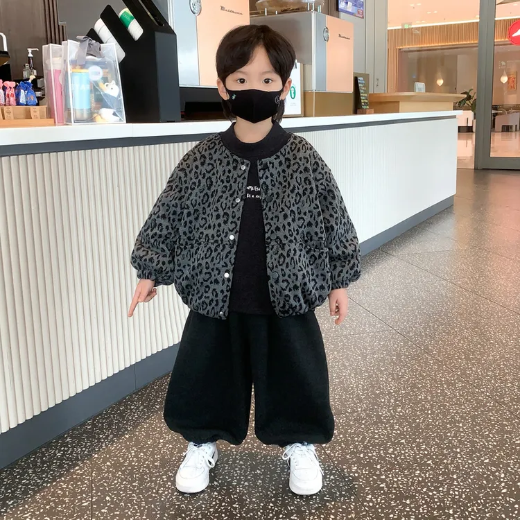 男童加绒套装2025新款秋冬季男宝韩范痞帅衣服男孩儿童外套三件套