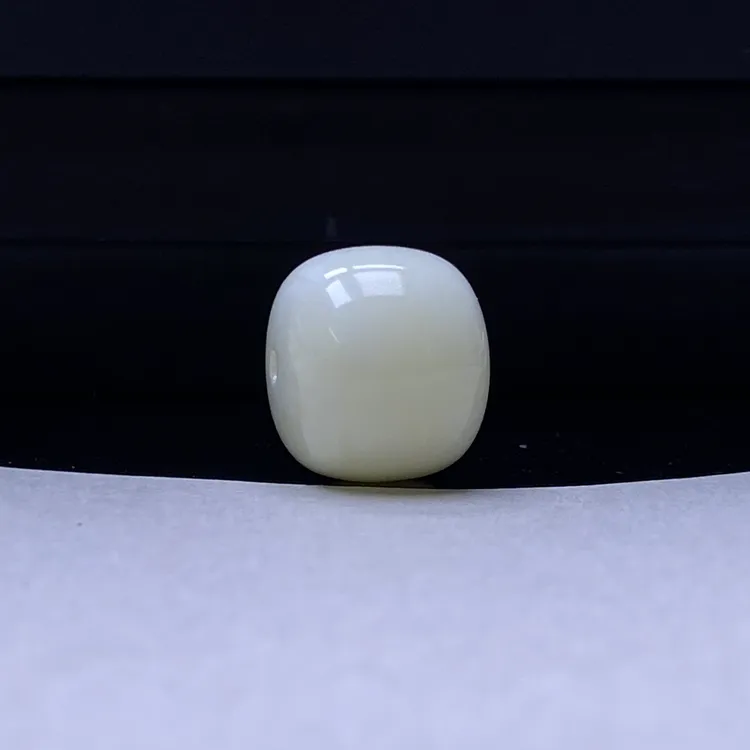 琥珀蜜蜡高品瓷白蜡百搭款精品老型珠12.6mm