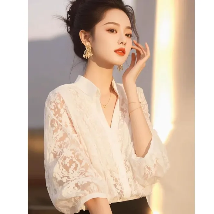 SS962今年流行独特上衣轻奢高级感超好看减龄洋气白色蕾丝衬衫