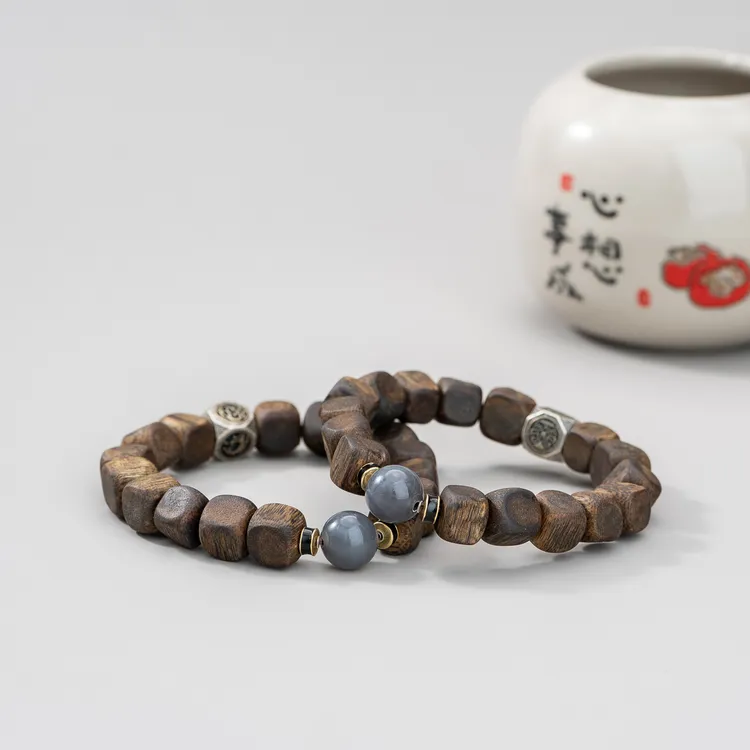 奇楠沉香金沙叶10mm方珠单圈手串多样性发其一