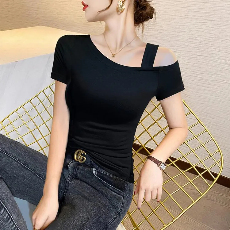 黑色短袖t恤女夏季2025新款修身吊带露肩性感上衣小个子别致体恤