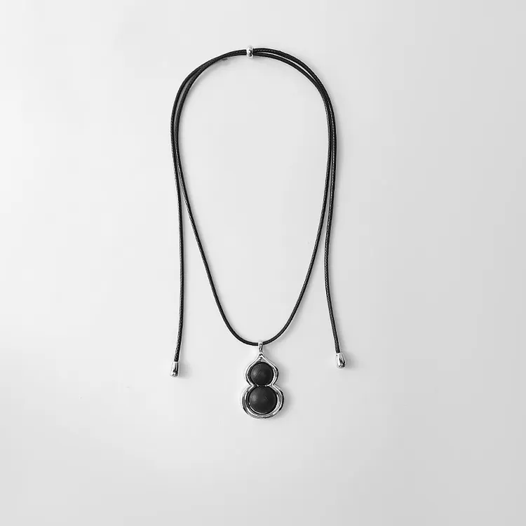 铜皮质项链 黑色葫芦吊坠项链女长款拉抽2025新款精致毛衣链配饰