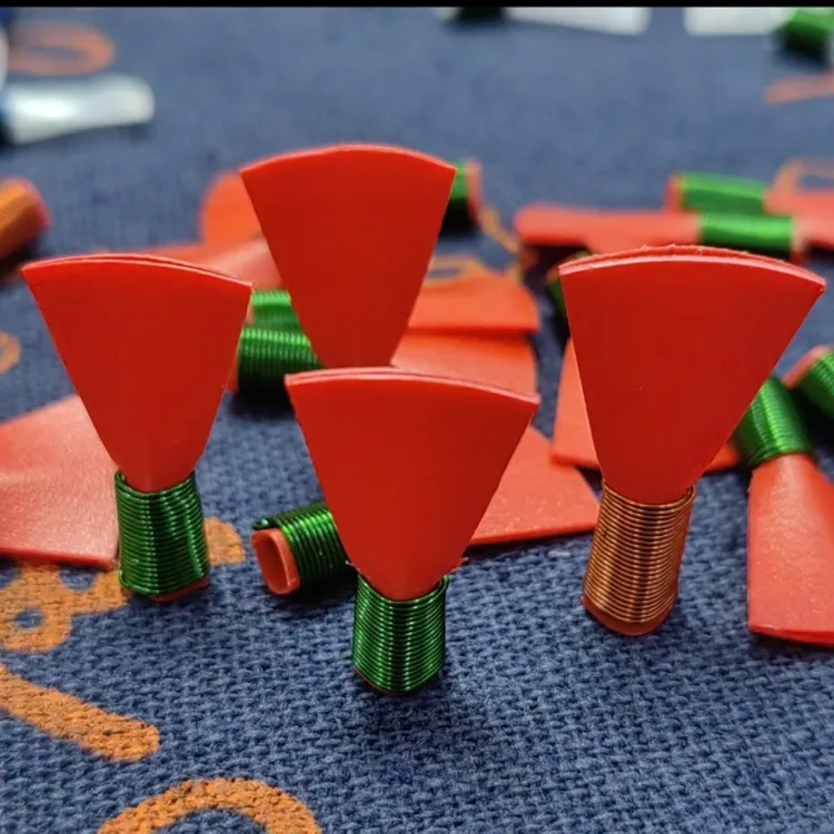 精修大红色唢呐哨片5个+盒子 多调可选 唢呐哨片 唢呐精修哨片