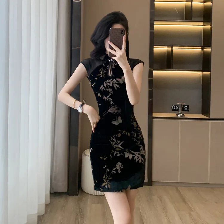 新中式黑色印花旗袍国风丝绒连衣裙女夏季新款小个子高级感包臀裙
