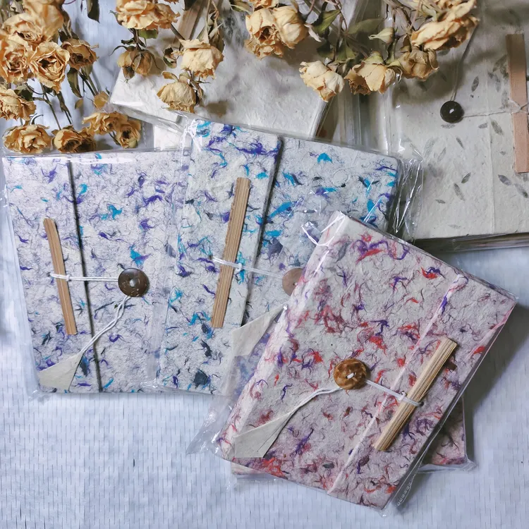 正版中号尼泊尔手工本洛卡纸复古丝绒款笔记本日记本本子尼泊尔本