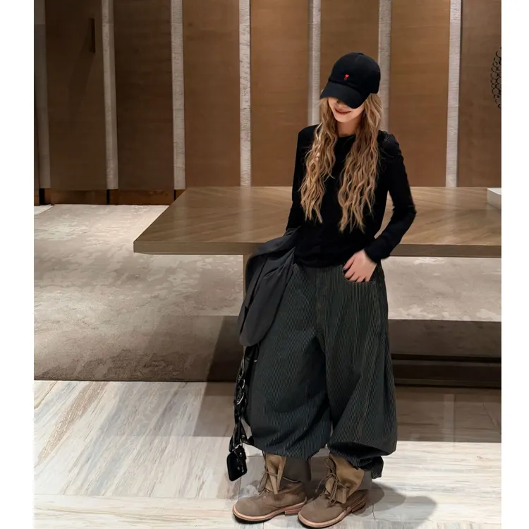 HELLOTANGO《弗里街区》秋冬复古暗纹竖条廓形阔腿牛仔裤F202#