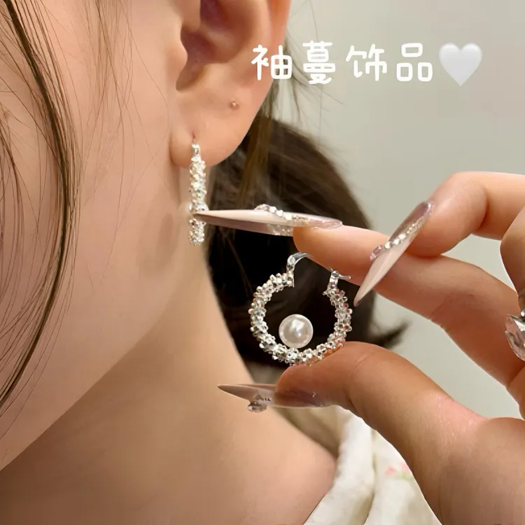 铜合金仿珍珠耳饰 A002银色碎银子珠珠耳扣气质轻奢小众精致时尚