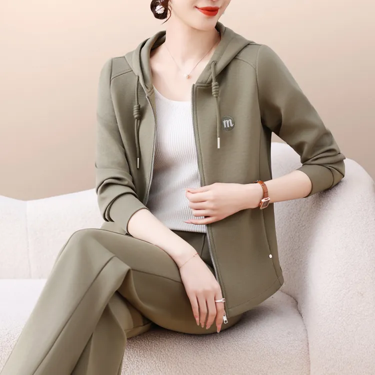 休闲运动套装女春秋2025新款时尚洋气质妈妈减龄显瘦跑步服两件套