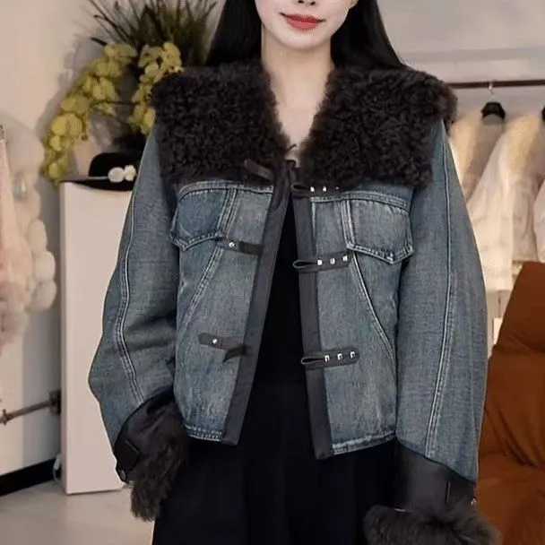 2025款女休闲风牛仔常规款短款毛领短外套保暖拼接653#