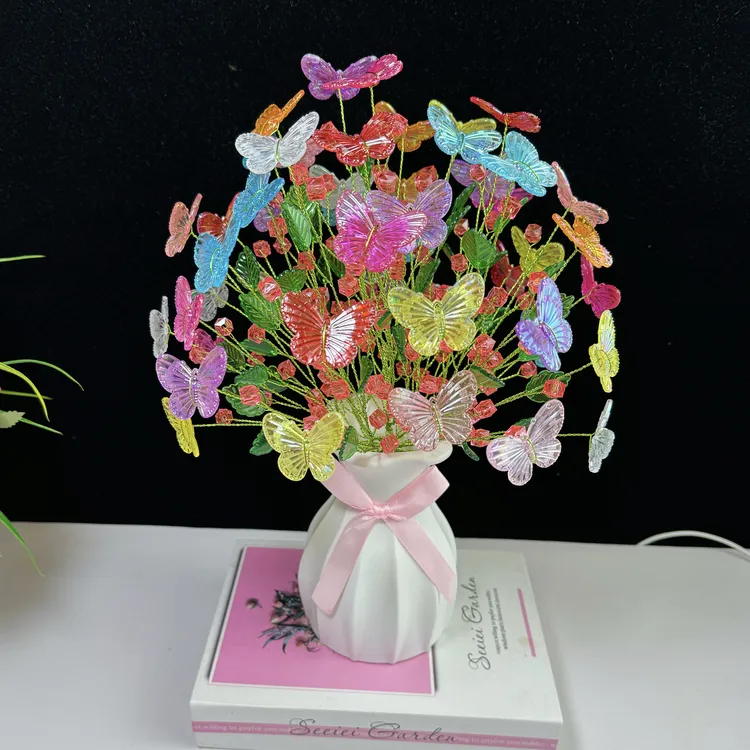 梦幻 炫彩蝴蝶材料包送白色防摔荷叶花瓶 蝴蝶结颜色随机