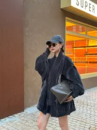 设计师原创休闲百搭两色钉珠个性宽松百搭显瘦外套Z253028