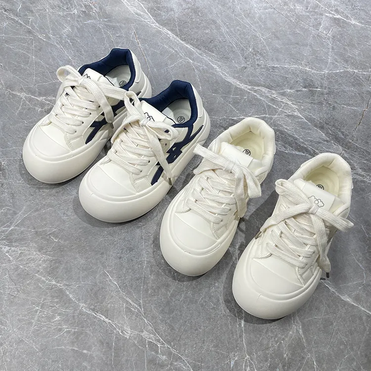 韩系休闲厚底小白鞋女2026春季新款学生馒头鞋子女百搭小众板鞋子